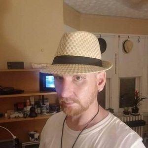 Meet your Posher, Ian